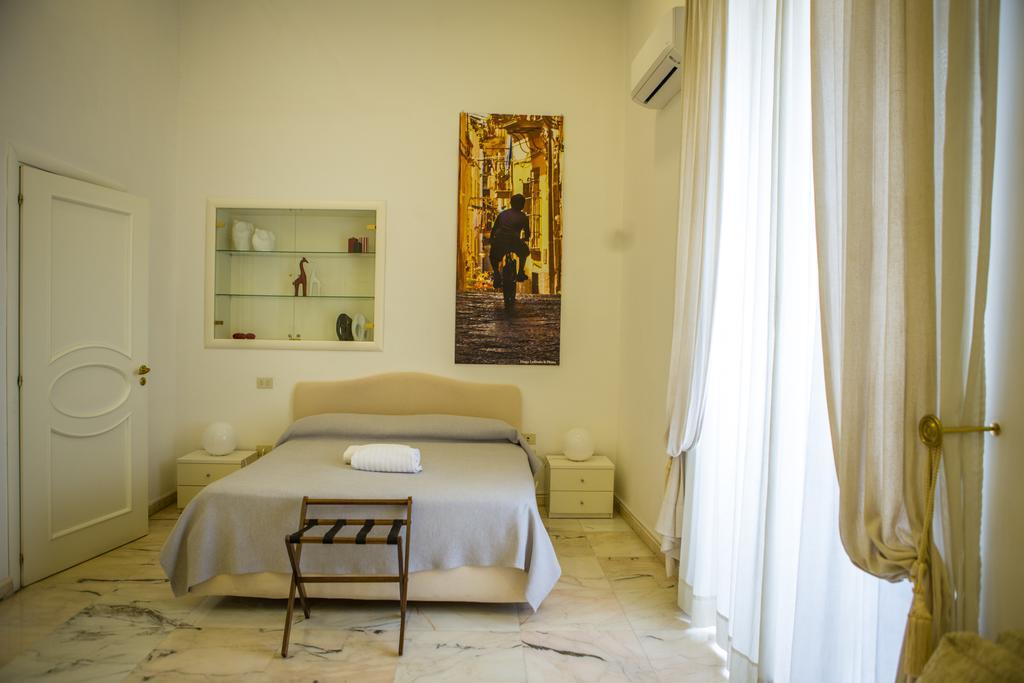 B&B Palazzo Ruffo Di Bagnara Nápoles Exterior foto